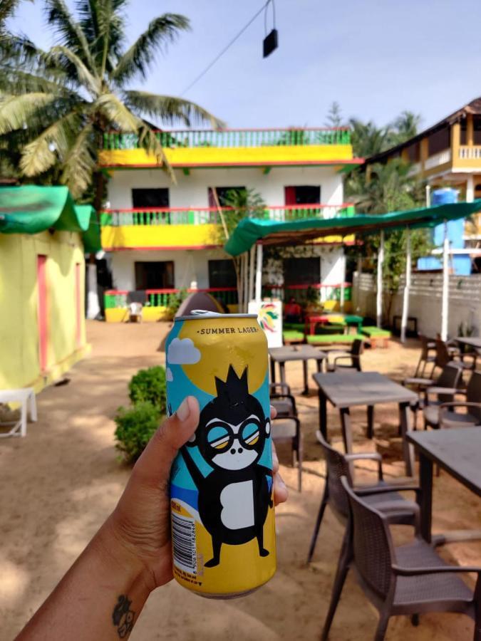 Rasta Mansion Beach Hostel And Rooms Arambol Exteriör bild