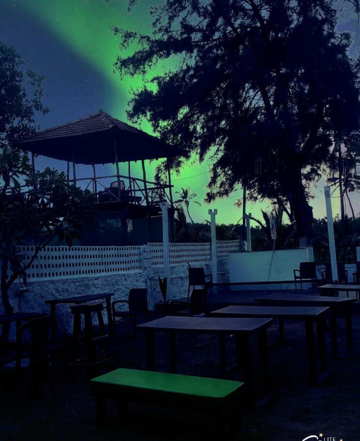 Rasta Mansion Beach Hostel And Rooms Arambol Exteriör bild